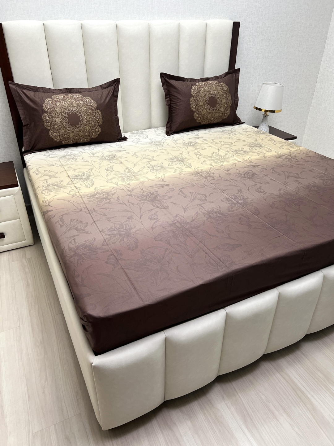 

Pure Decor Royal Majestic Brown & Cream Printed 300 TC King Bedsheet Set 2.74 m x 2.74 m