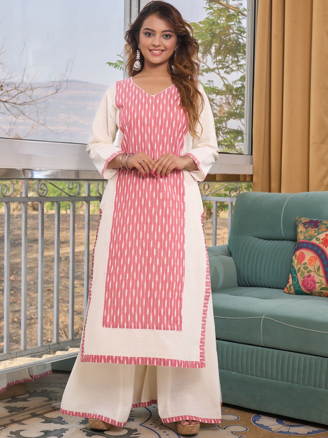 

Prasam ikat combination Printed Pure Cotton Straight Kurta with Palazzo, White