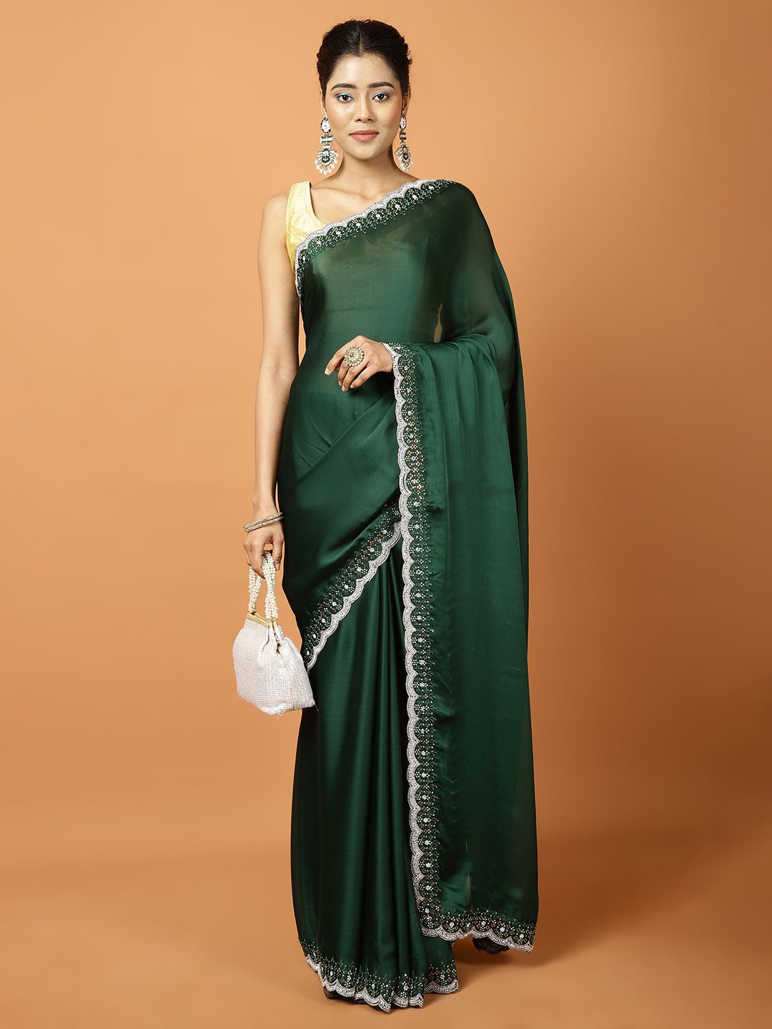 

Meena Bazaar Solid Embroidered Saree, Green