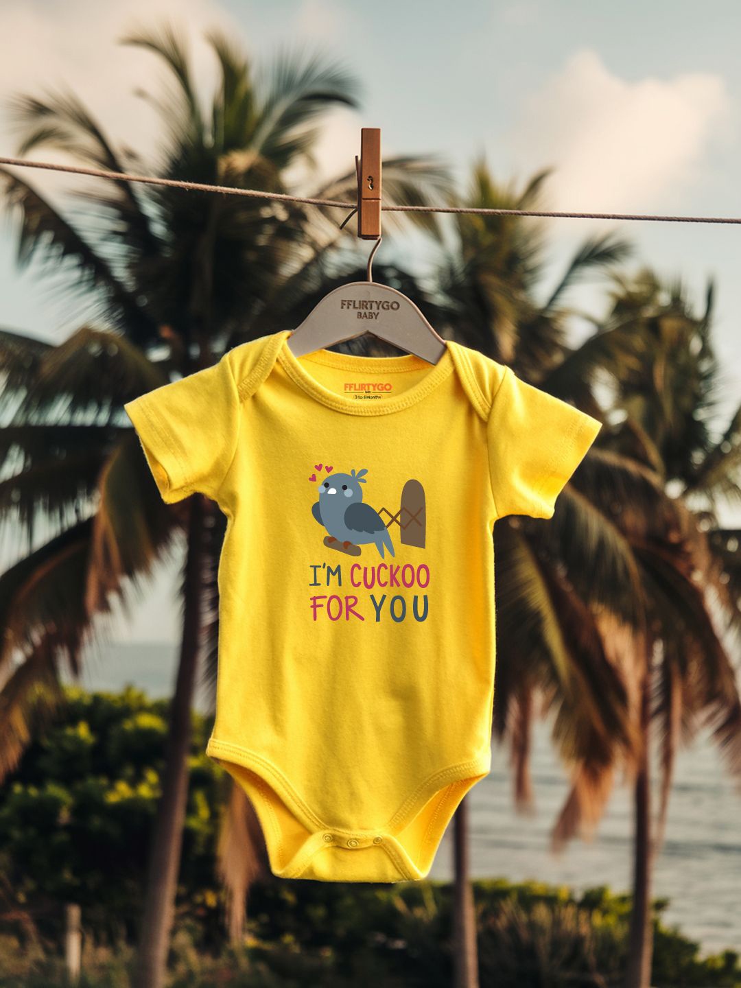 

FFLIRTYGO Infants Valentine day Printed Cotton Bodysuit, Yellow