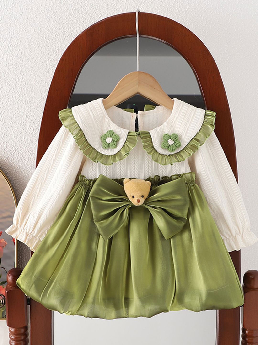 

YK Girls Peter Pan Collar Balloon Dress, Green