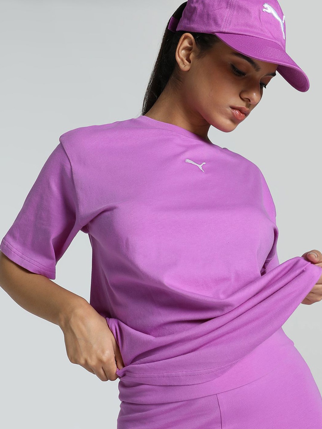 

Puma Women Solid Relaxed Fit T-shirt, Purple