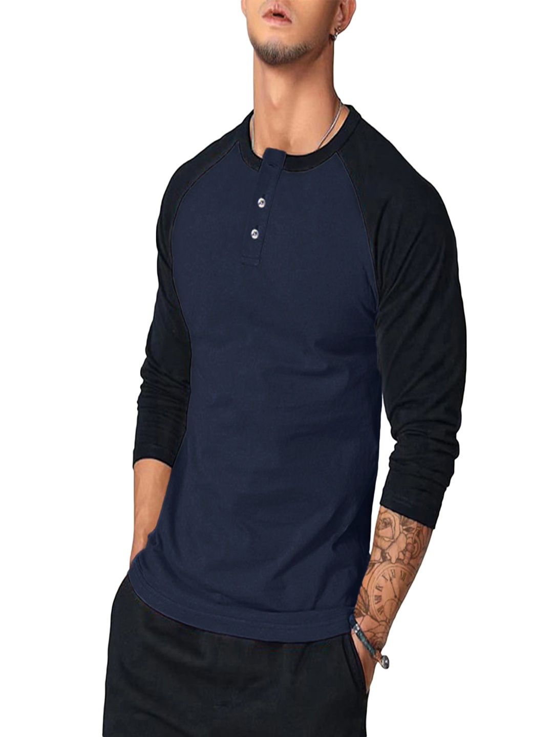 

StyleCast x Revolte Men Colourblocked T-shirt, Navy blue