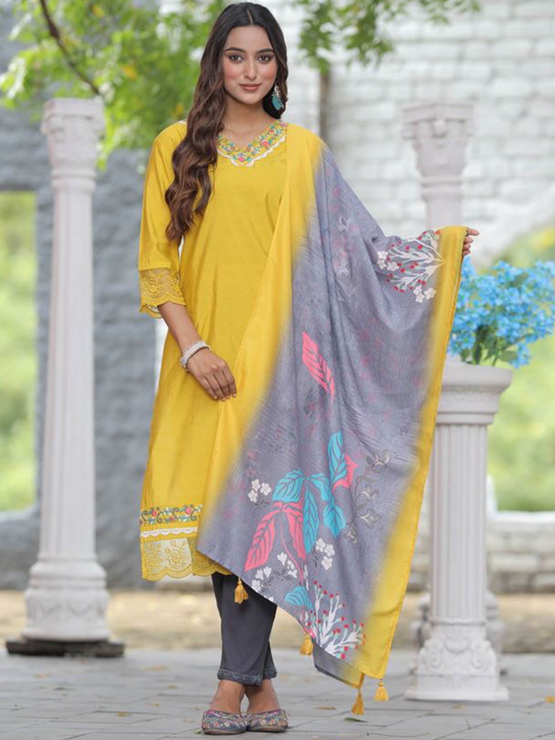 

KODILA ENTERPRISE Women Floral Embroidered Regular Kurta with Trousers & With Dupatta, Yellow