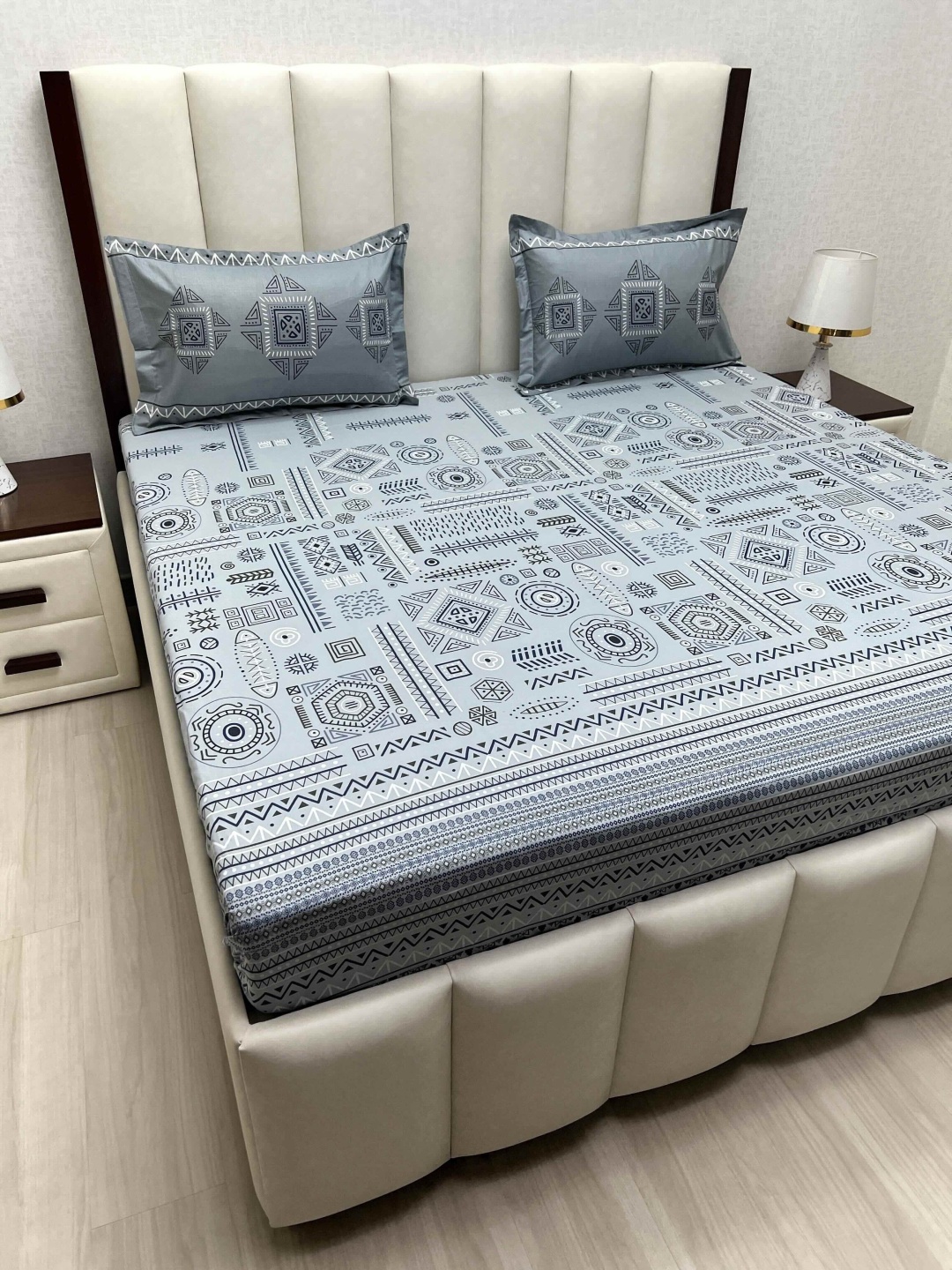 

Pure Decor Lifestyle Grey Printed Pure Cotton 400 TC King Bedsheet Sets - 2.74 m x 2.74 m