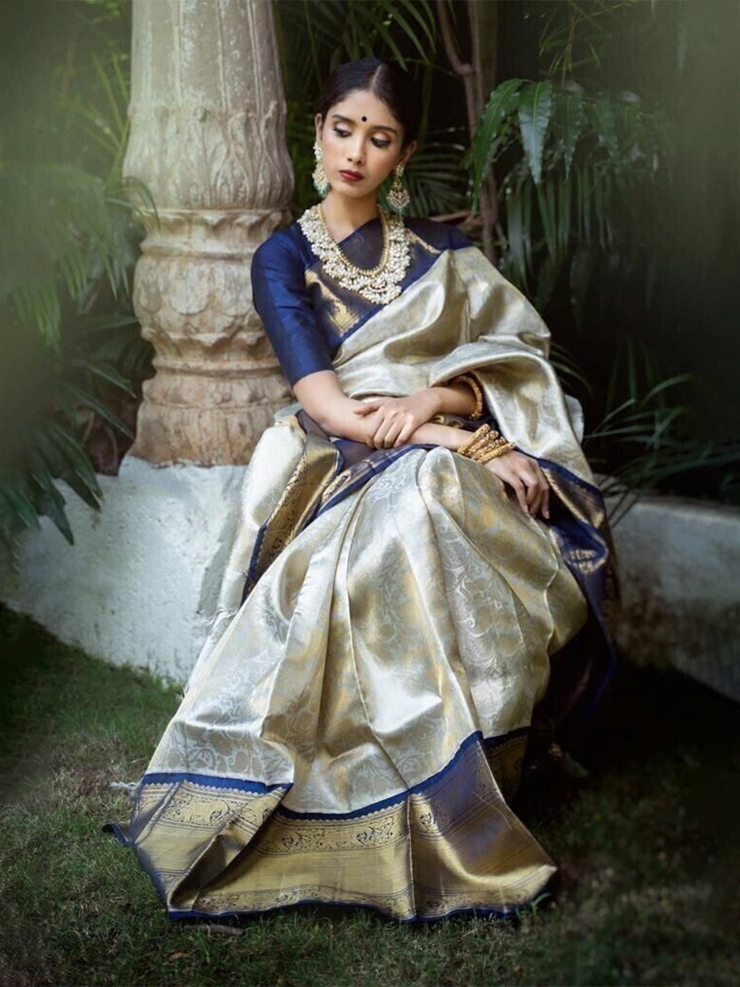 

bansari textiles Woven Design Zari Kanjeevaram Saree, Cream