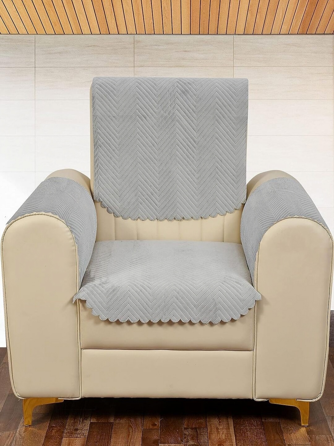 

Fashion Throw Grey 4 Pieces Quilted Single Seater Velvet Sofa Covers With Arms