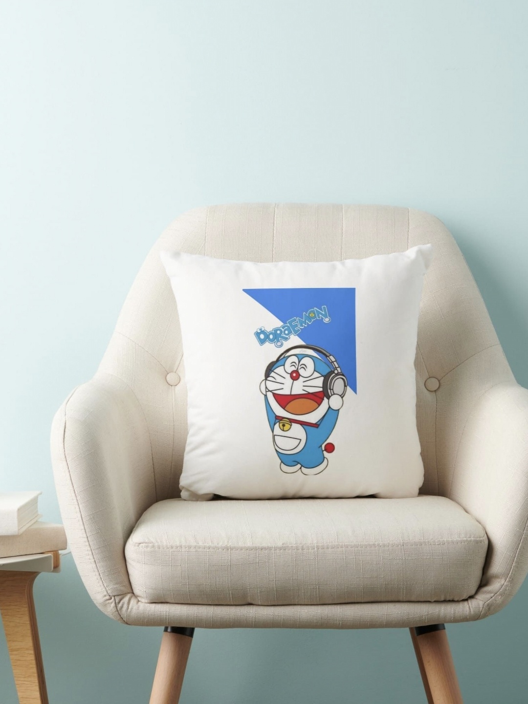 

Anikmart White & Blue Doremon Printed Pre-Filled Square Cushion