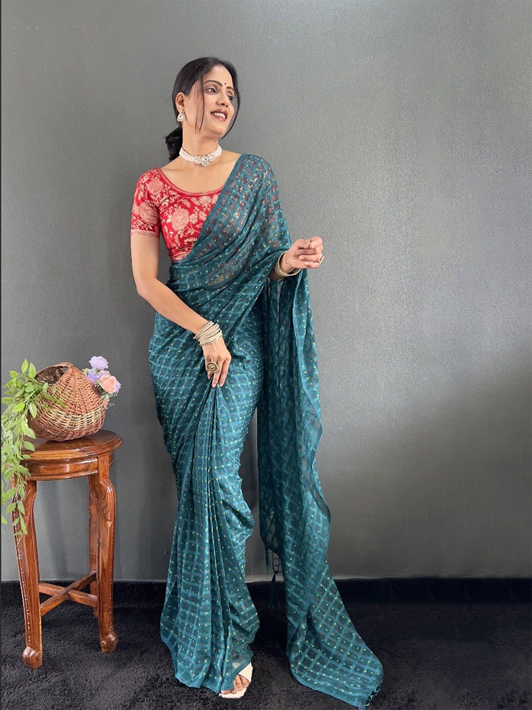 

Anouk Printed Bandhani Saree with Blouse Piece, Teal