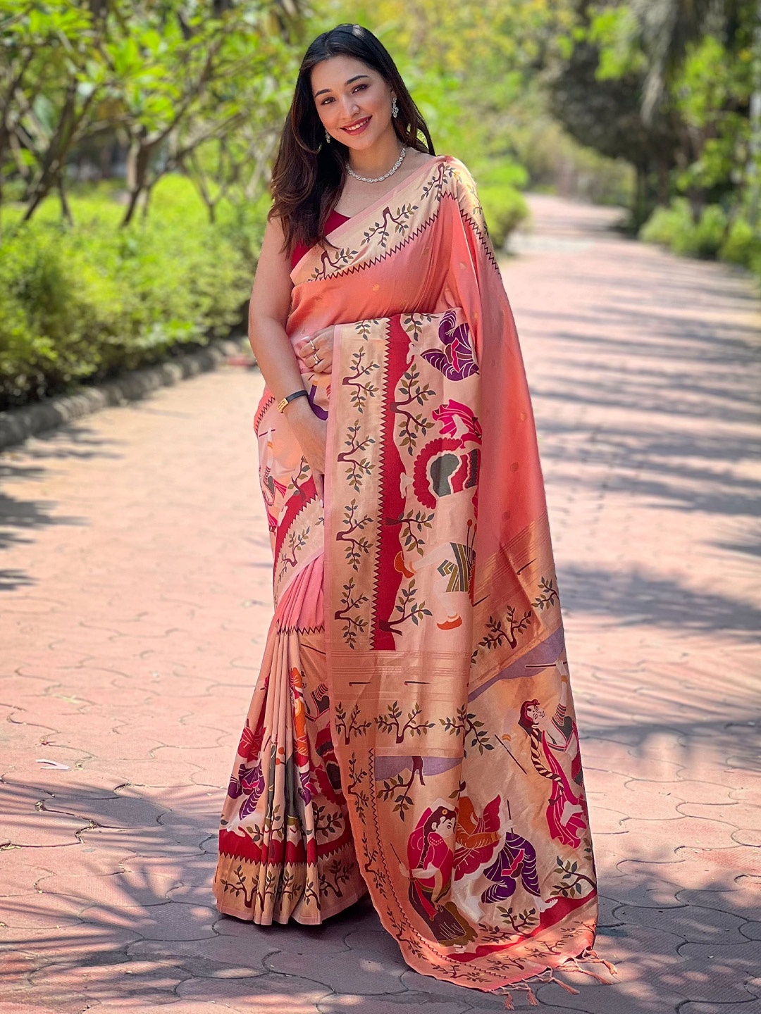 

HEER FASHION Woven Design Paithani Saree, Peach