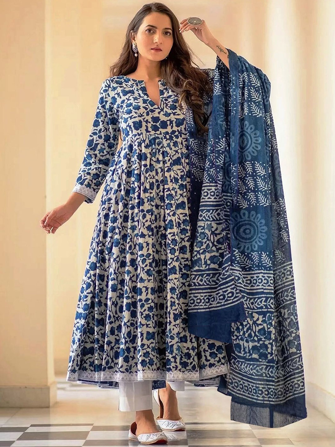 

Moda Rapido Floral Printed Notch Neck Anarkali Kurta With Trouser And Dupatta, Navy blue