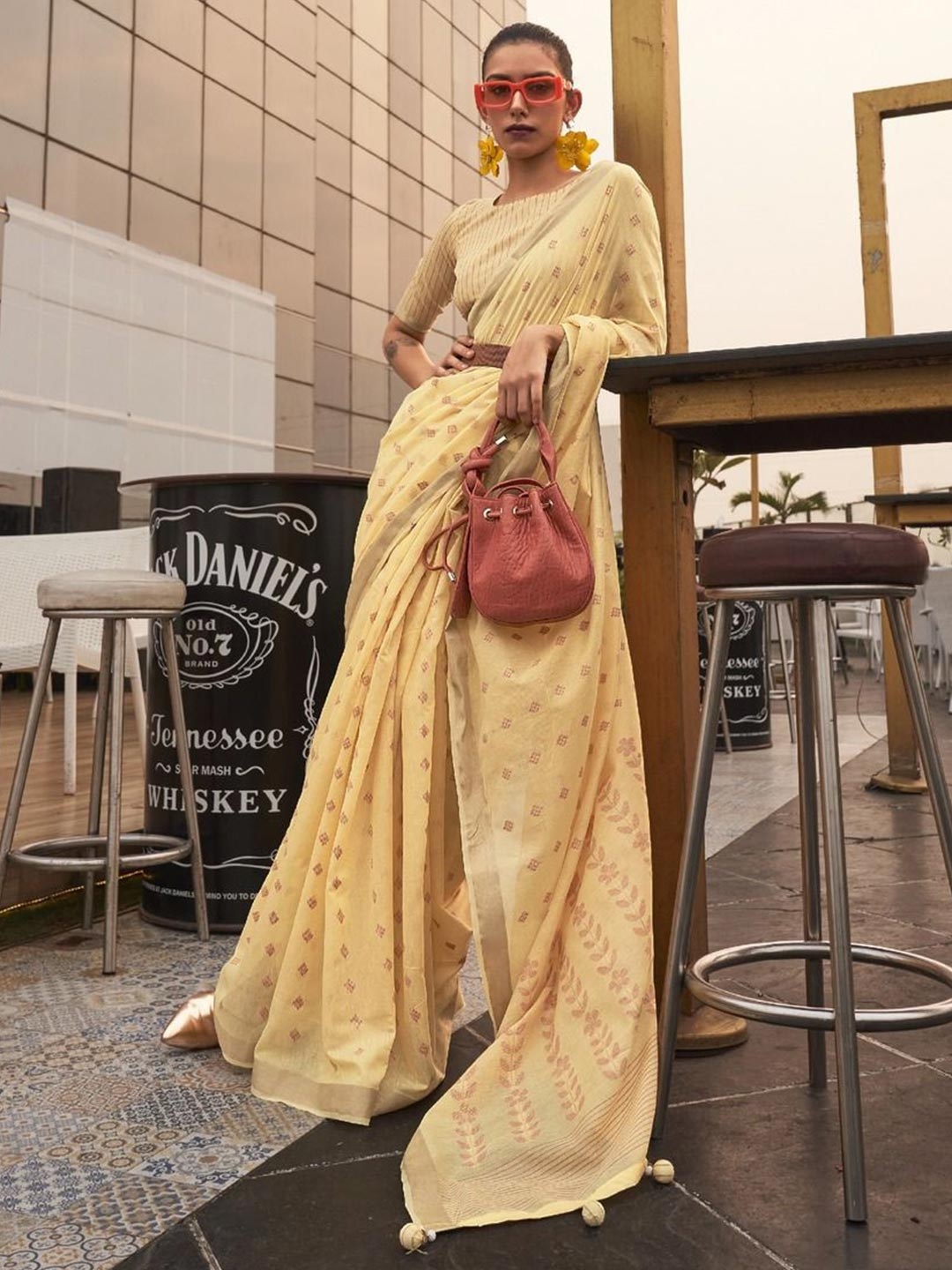 

Anouk Woven Design Zari Banarasi Saree, Yellow