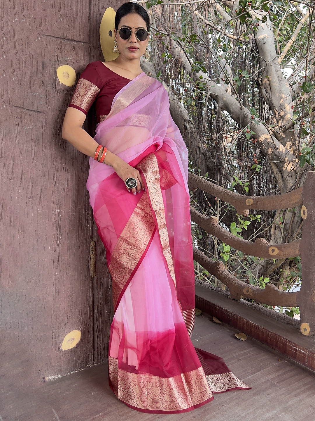 

bansari textiles Tie and Dye Zari Organza Kota Saree, Pink