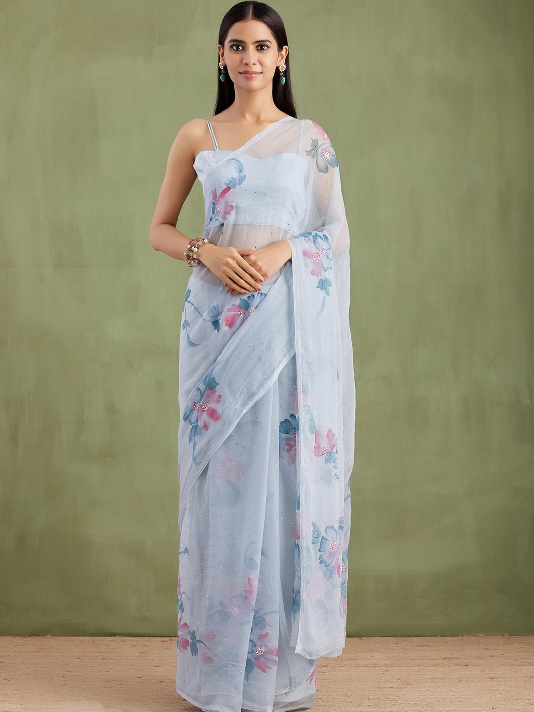 

Geroo Luxe Floral Printed Mukaish Work Saree, Grey