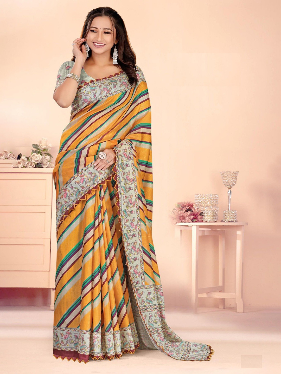 

Jaanvi Leheriya Printed Saree With Blouse Piece, Yellow