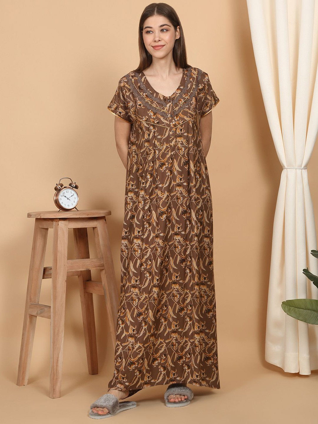 

SAANJ Women Printed Pure Cotton Maxi Nightdress, Maroon
