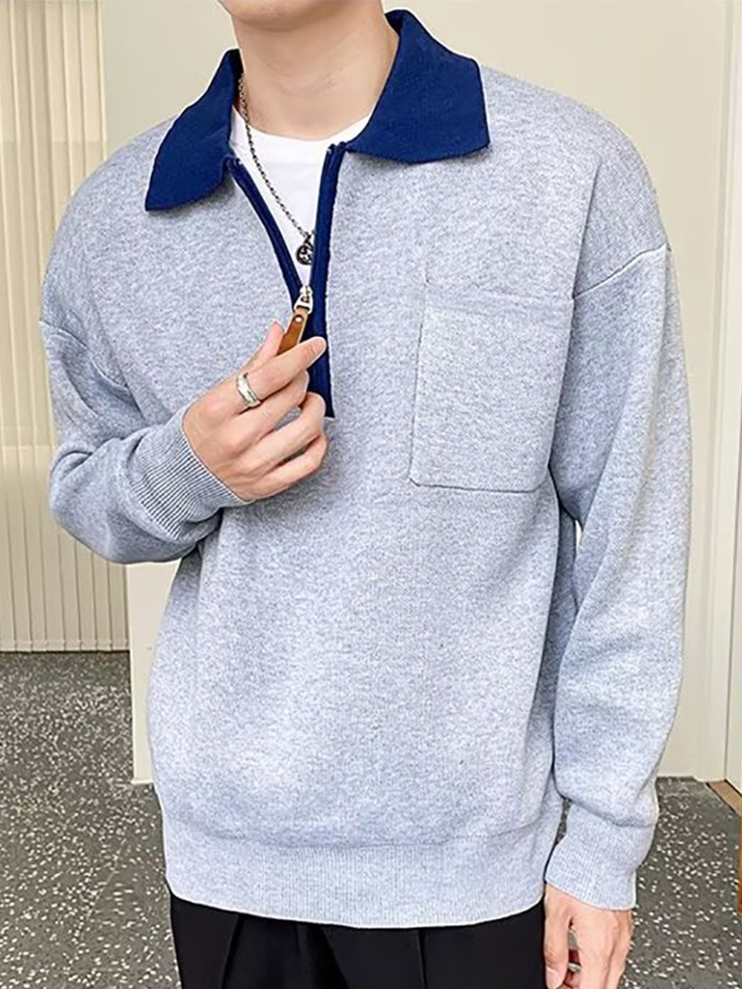

StyleCast x Revolte Men Shirt Collar Pullover Sweatshirt, Grey