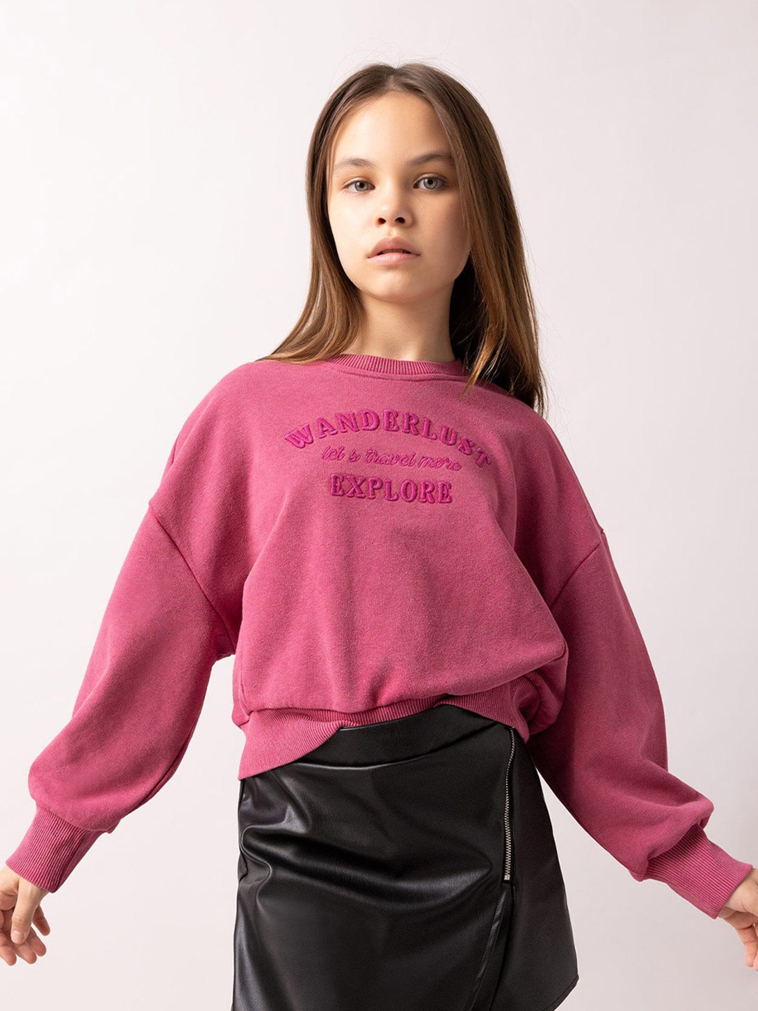 

DeFacto Girls Embroidered Cotton Pullover, Pink
