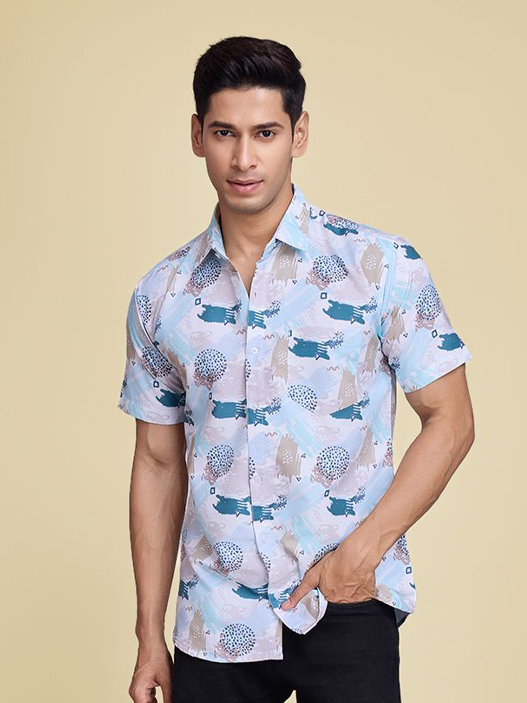 

SZN Men Standard Fit Spread Collar Abstract Printed Cotton Casual Shirt, White