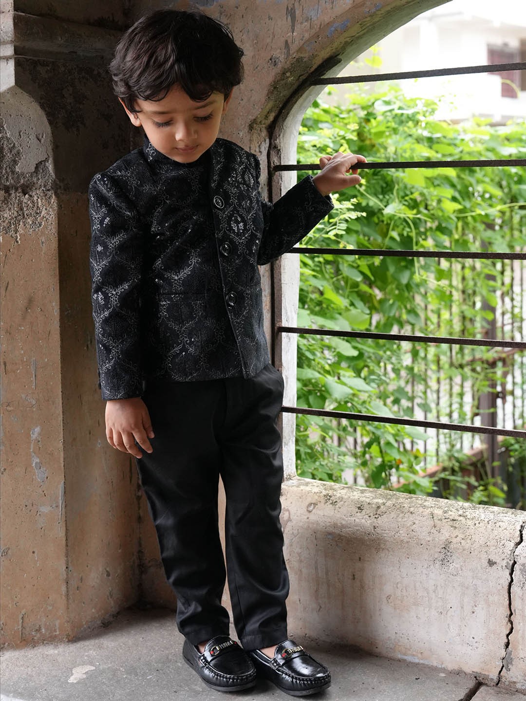 

Funny Bones Clothings Boys Embroidered Sequinned Velvet Shirt with Trousers, Black