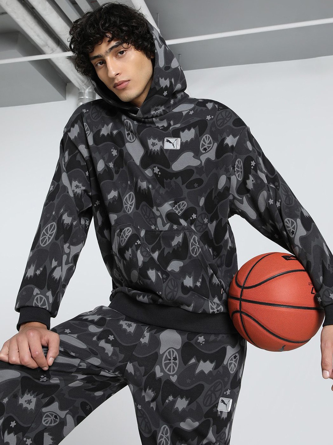 

Puma Men Dress Code Camo Oversized Basketball Hoodie, Black