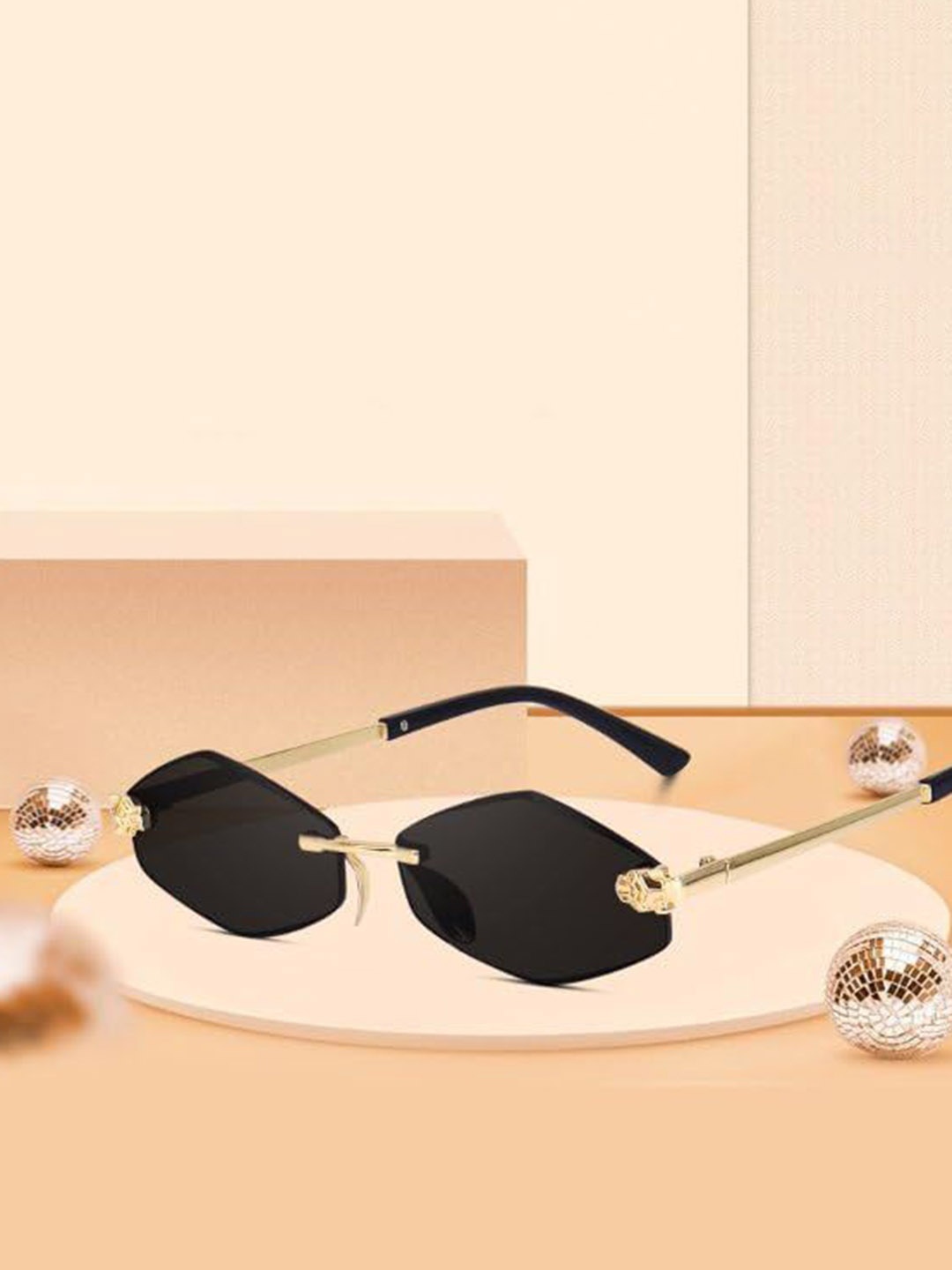 

RICH CLUB Unisex Other Sunglasses with UV Protected Lens, Black