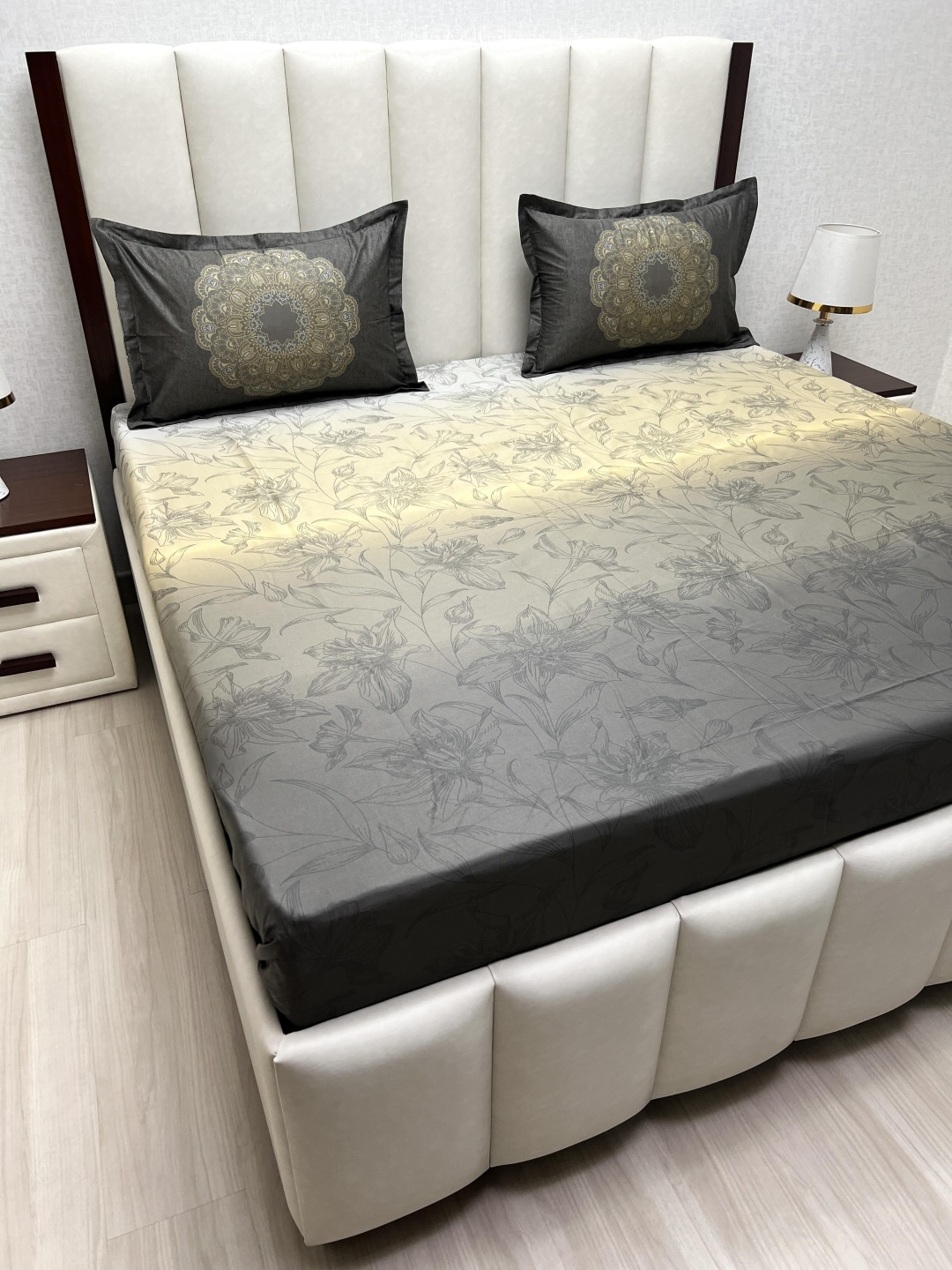 

Pure Decor Royal Majestic Grey Printed 240 TC Pure Cotton King Bedsheet Set 2.74m x 2.74m