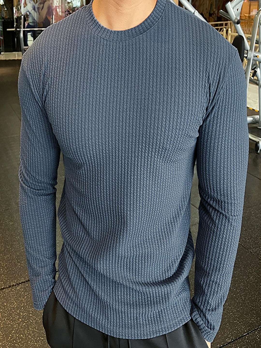 

StyleCast x Revolte Men T-shirt, Blue