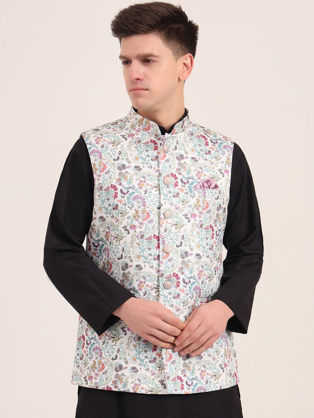 

JB STUDIO Men Mandarin Collar Floral Printed Casual Tailored Jacket, Cream