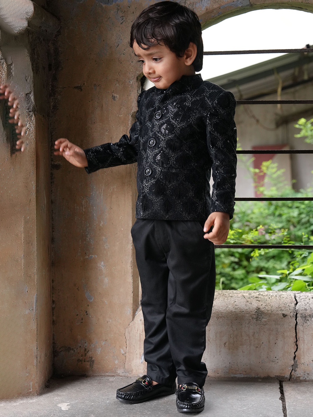 

Funny Bones Clothings Boys Embroidered Sequinned Velvet Shirt with Trousers, Black