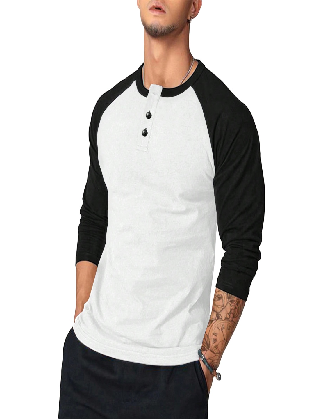 

StyleCast x Revolte Men Colourblocked T-shirt, White