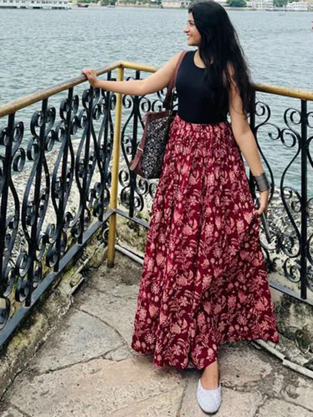 

JONAYA Women Printed Flared Maxi Skirt, Maroon
