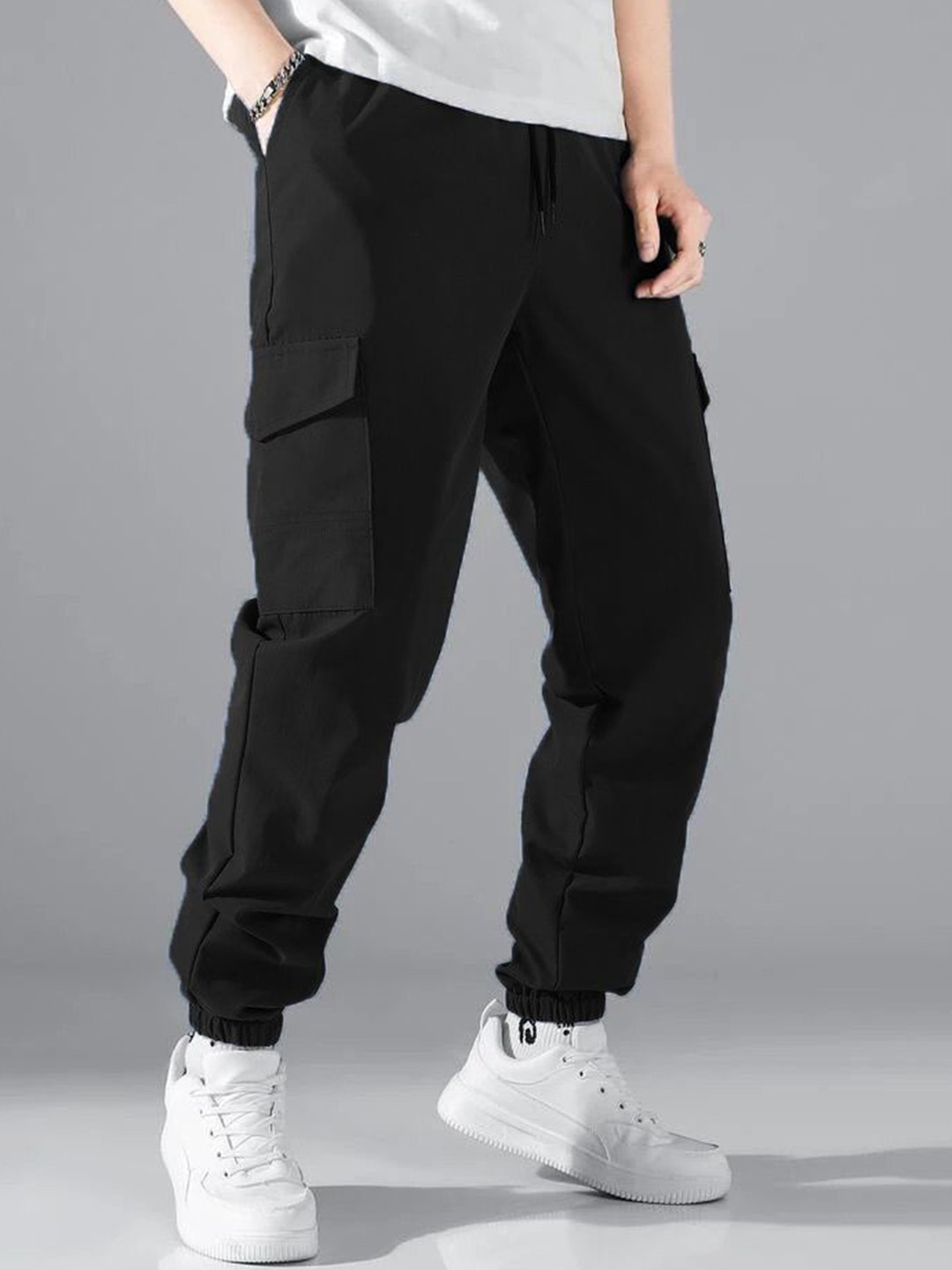 

TABADTOD Men Striped Relaxed Loose Fit Cargo Styles Jogger, Black