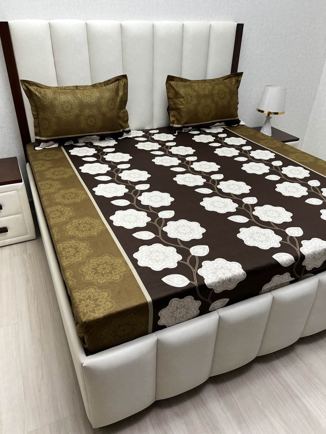 

Pure Decor Passion Fur Brown Printed Pure Cotton 200TC King Bedsheet Set 2.28 m x 2.54 m