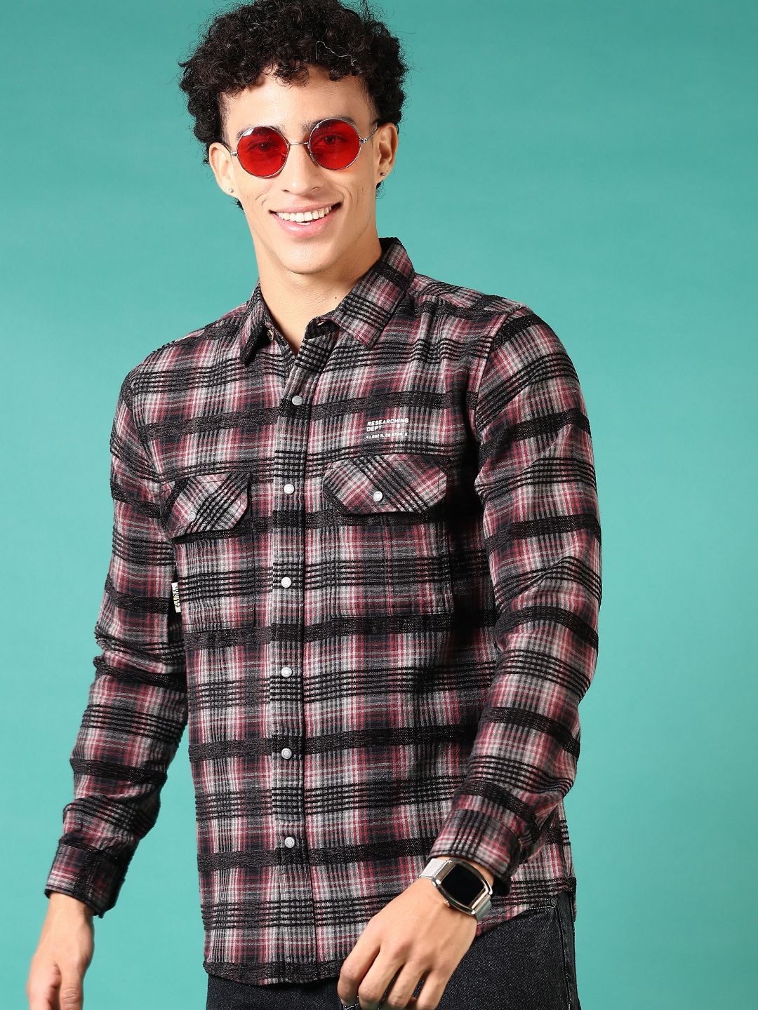 

V-Mart Men Spread Collar Tartan Checked Cotton Casual Shirt, Black