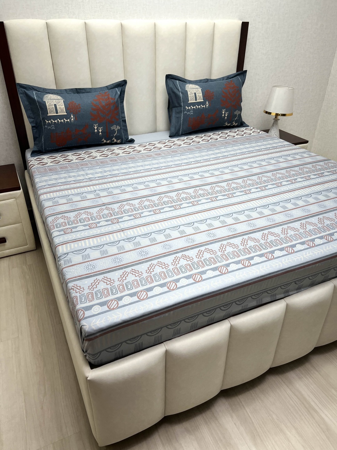 

Pure Decor Cotton King Size Double Bed Bedsheet With 2 Pillow Covers 2.74m X 2.74m, Blue