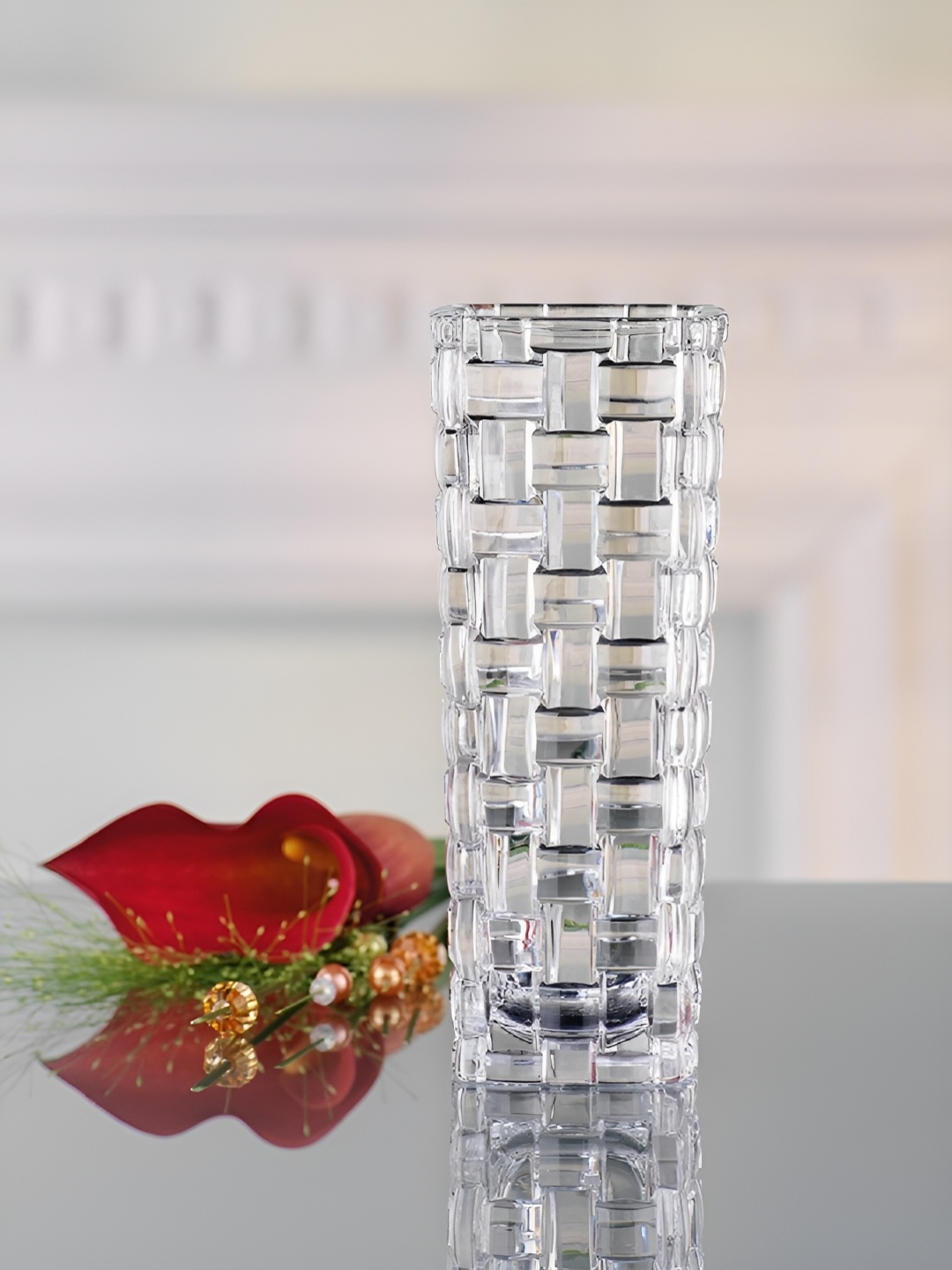 

Nachtmann Bossanova Crystal Transparent Textured Glass Flower Vase