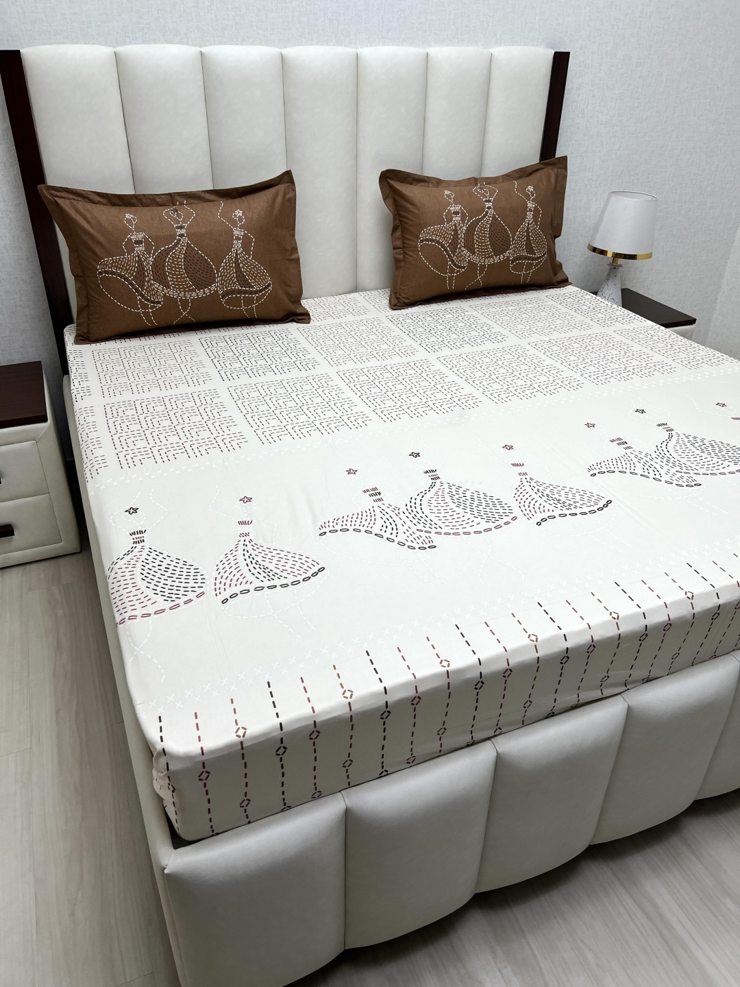 

Pure Decor Cotton King Size Double Bed Bedsheet With 2 Pillow Covers 2.74m X 2.74m, Brown