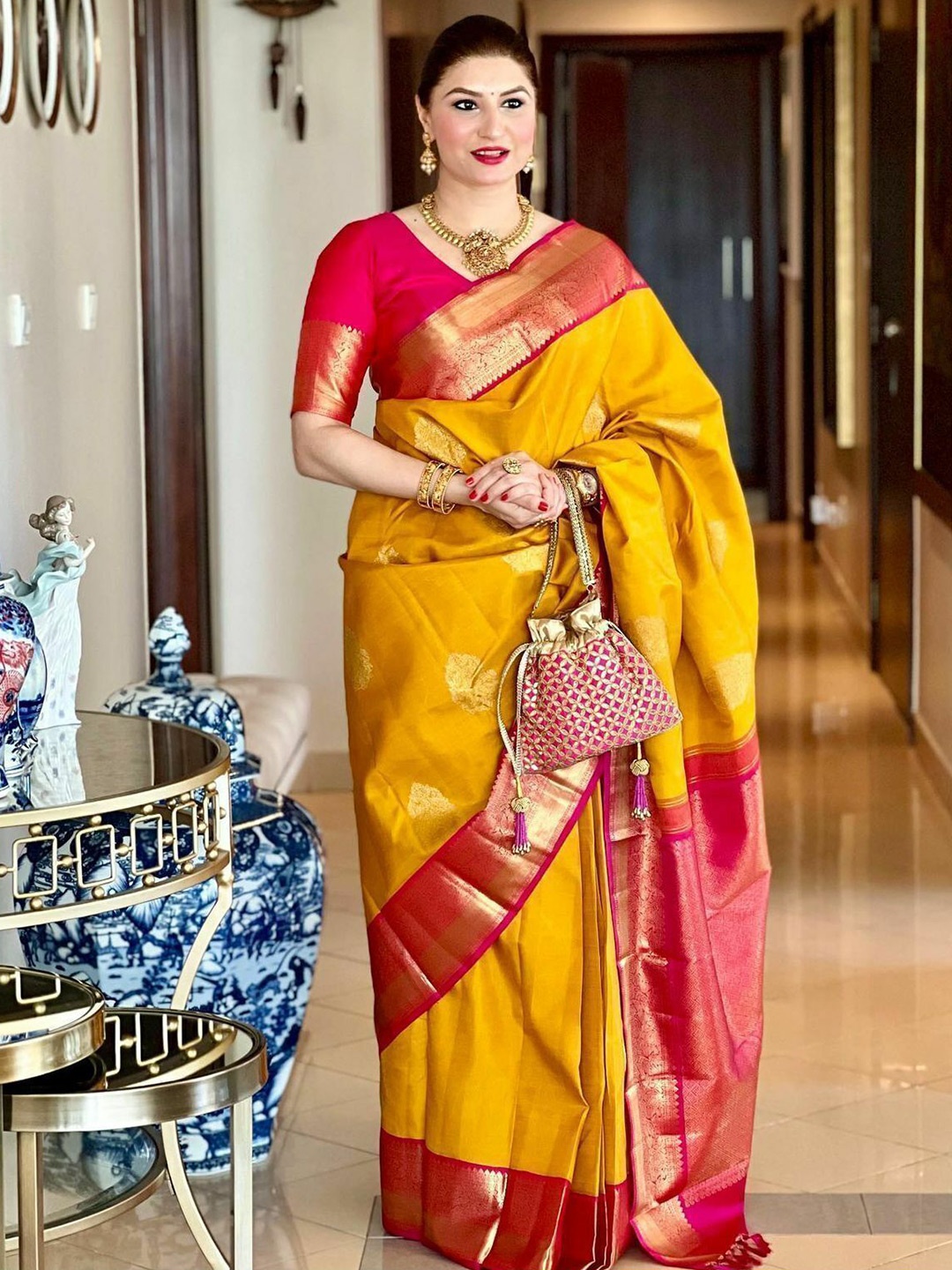 

bansari textiles Woven Design Zari Kanjeevaram Saree, Yellow