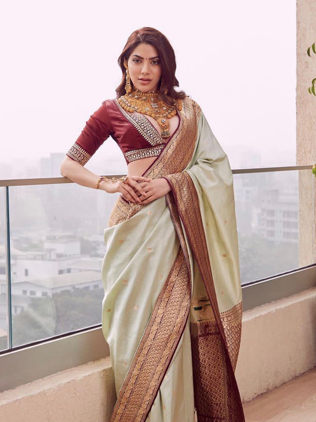 

bansari textiles Woven Design Zari Silk Cotton Kanjeevaram Saree, Beige