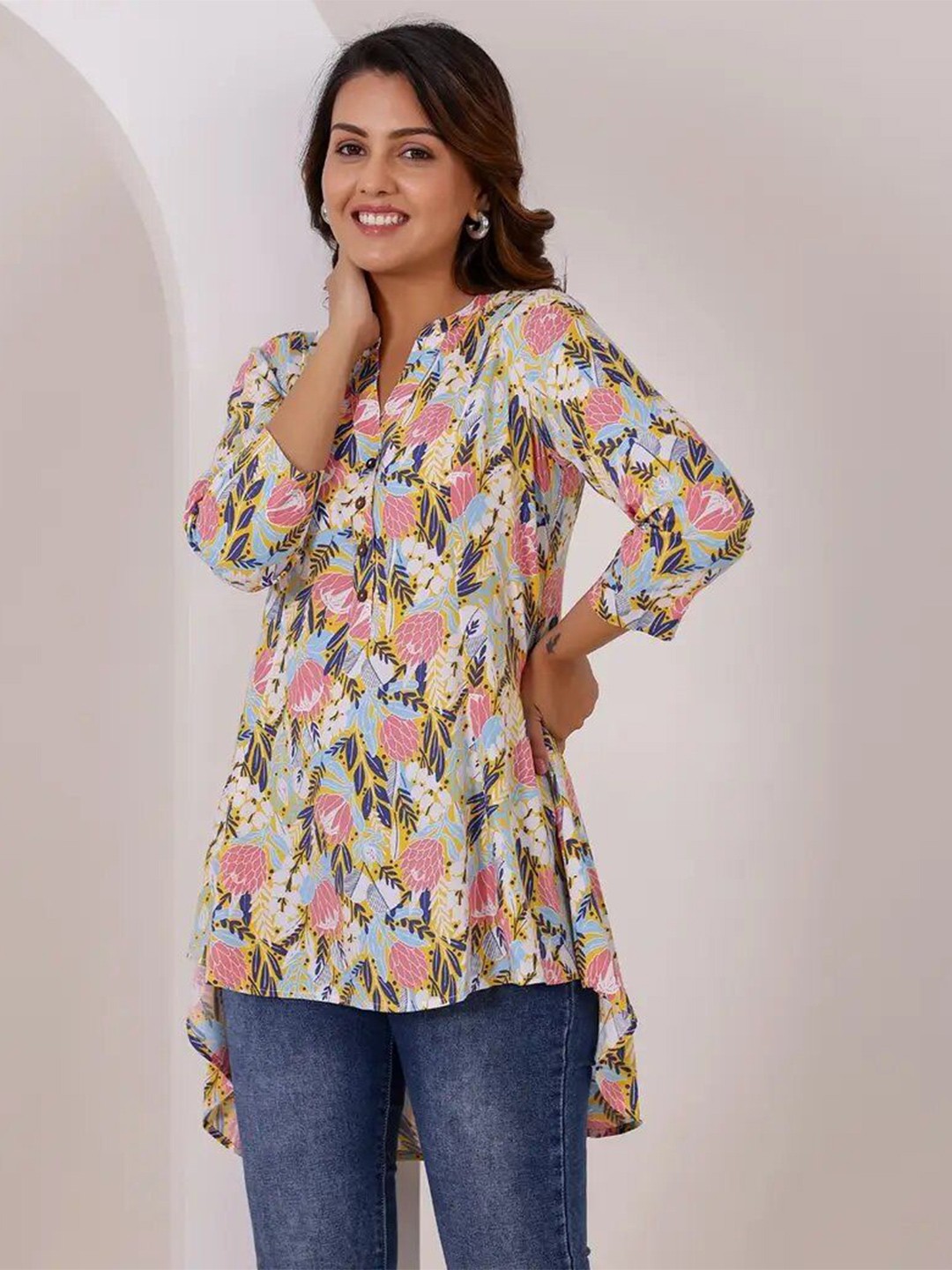 

Vivika Women Mandarin Collar Floral Printed Tunic, White