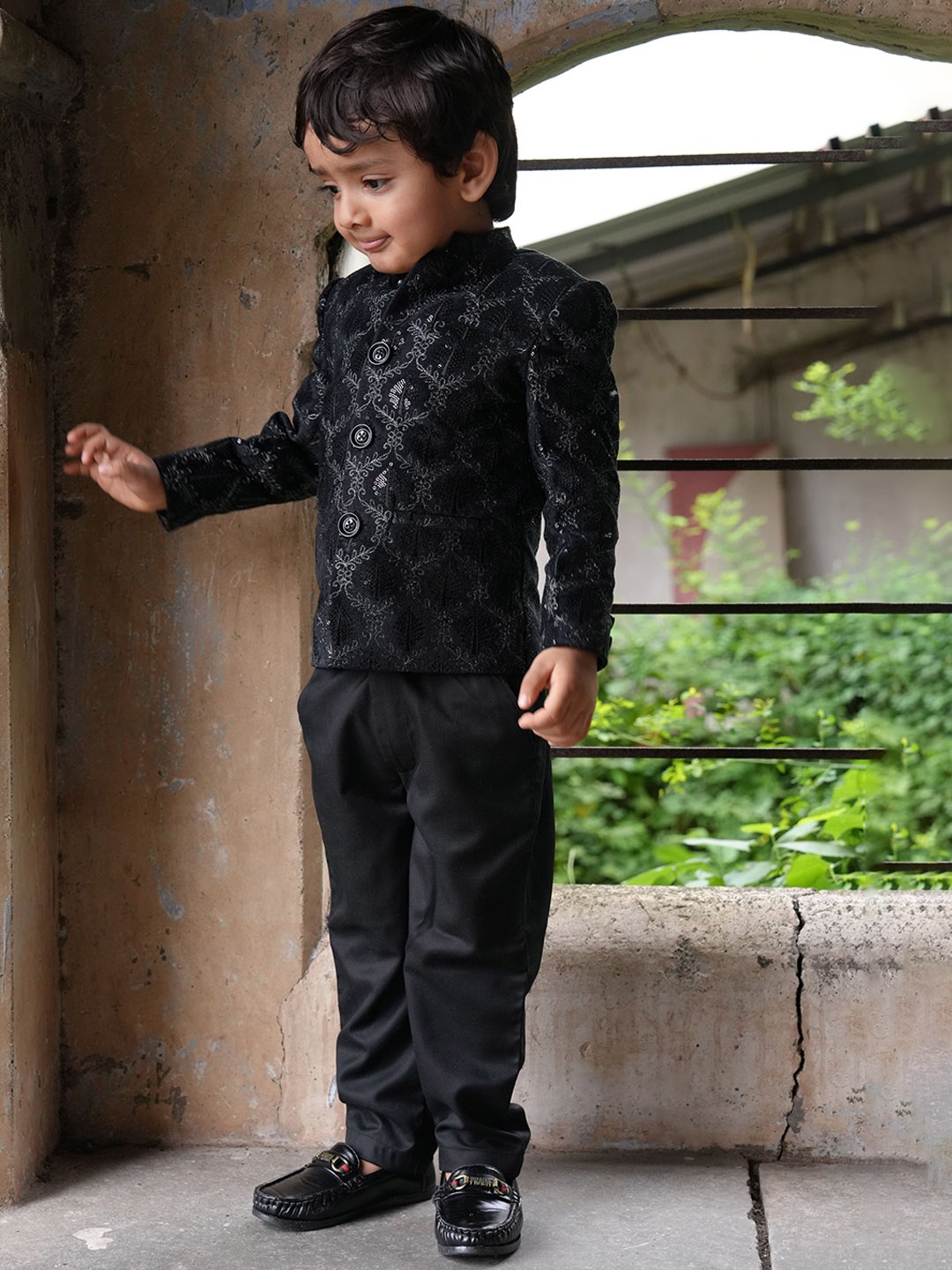 

Funny Bones Clothings Boys Embroidered Sequinned Velvet Blazer and Trousers, Black