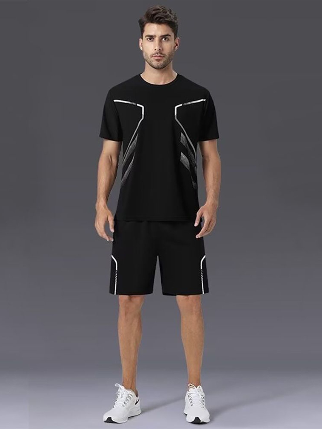 

StyleCast x Revolte Printed Round Neck T-Shirt And Shorts, Black