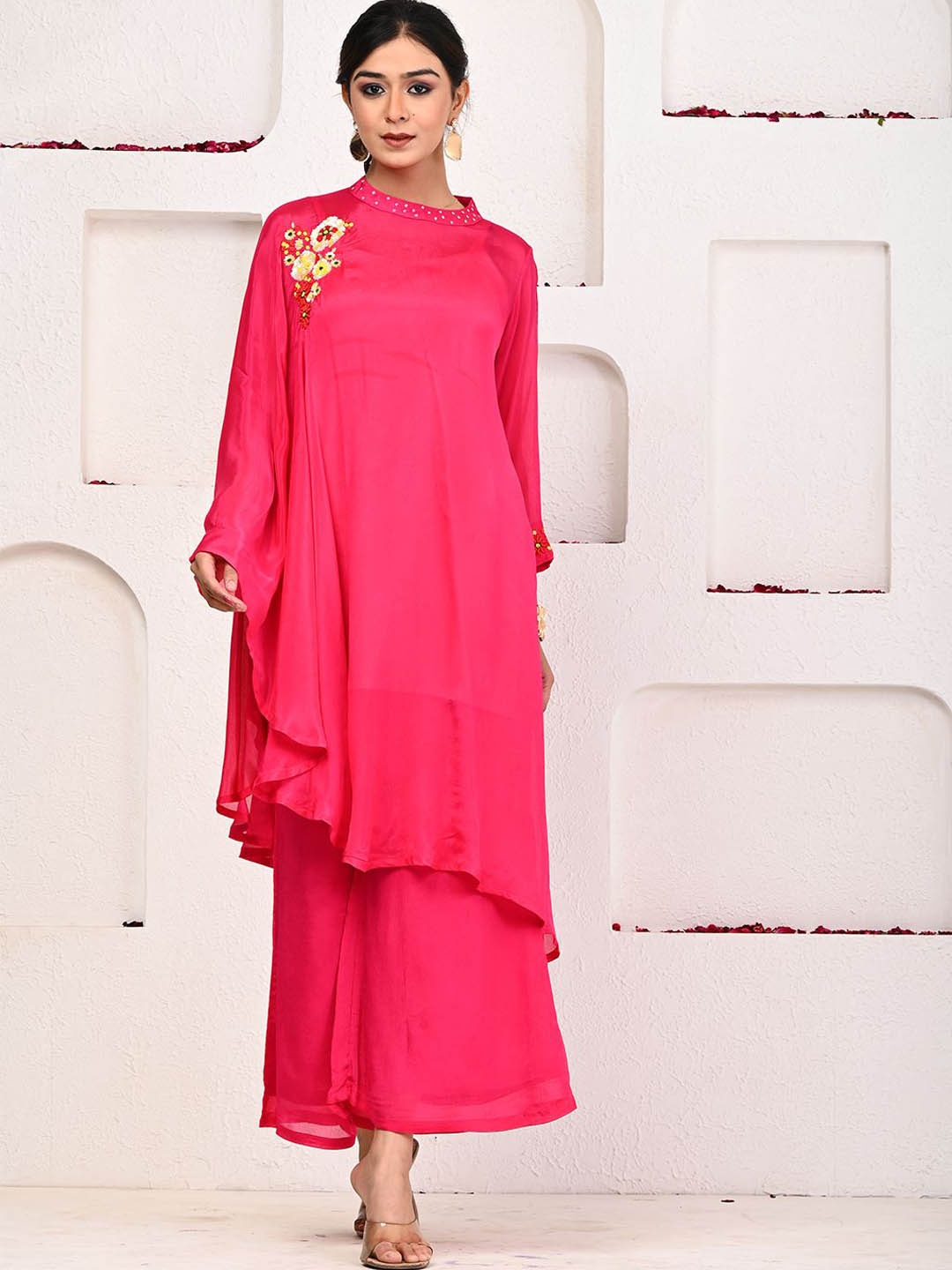 

ARAVALII Embroidered Round Neck Top With Palazzo, Magenta