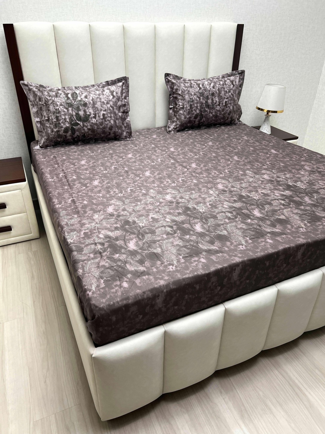 

Pure Decor Royal Majestic Purple Printed Cotton 240 TC King Bedsheet Set 2.74m x 2.74m