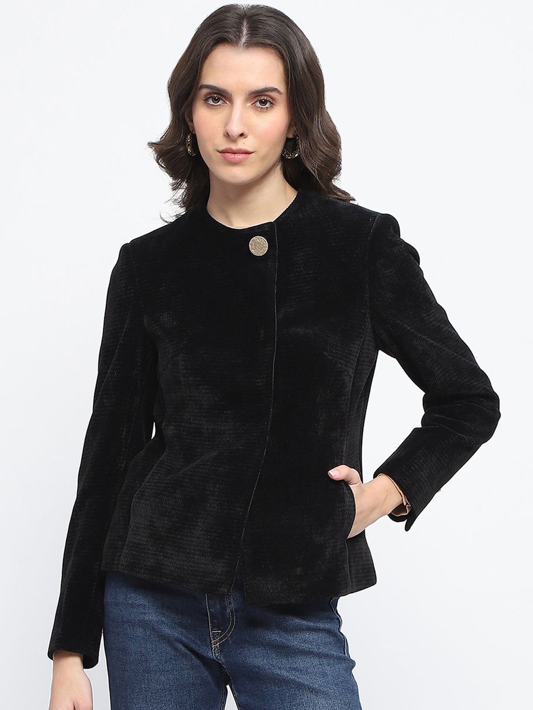 

Madame Women Single-Breasted Short Overcoat, Black