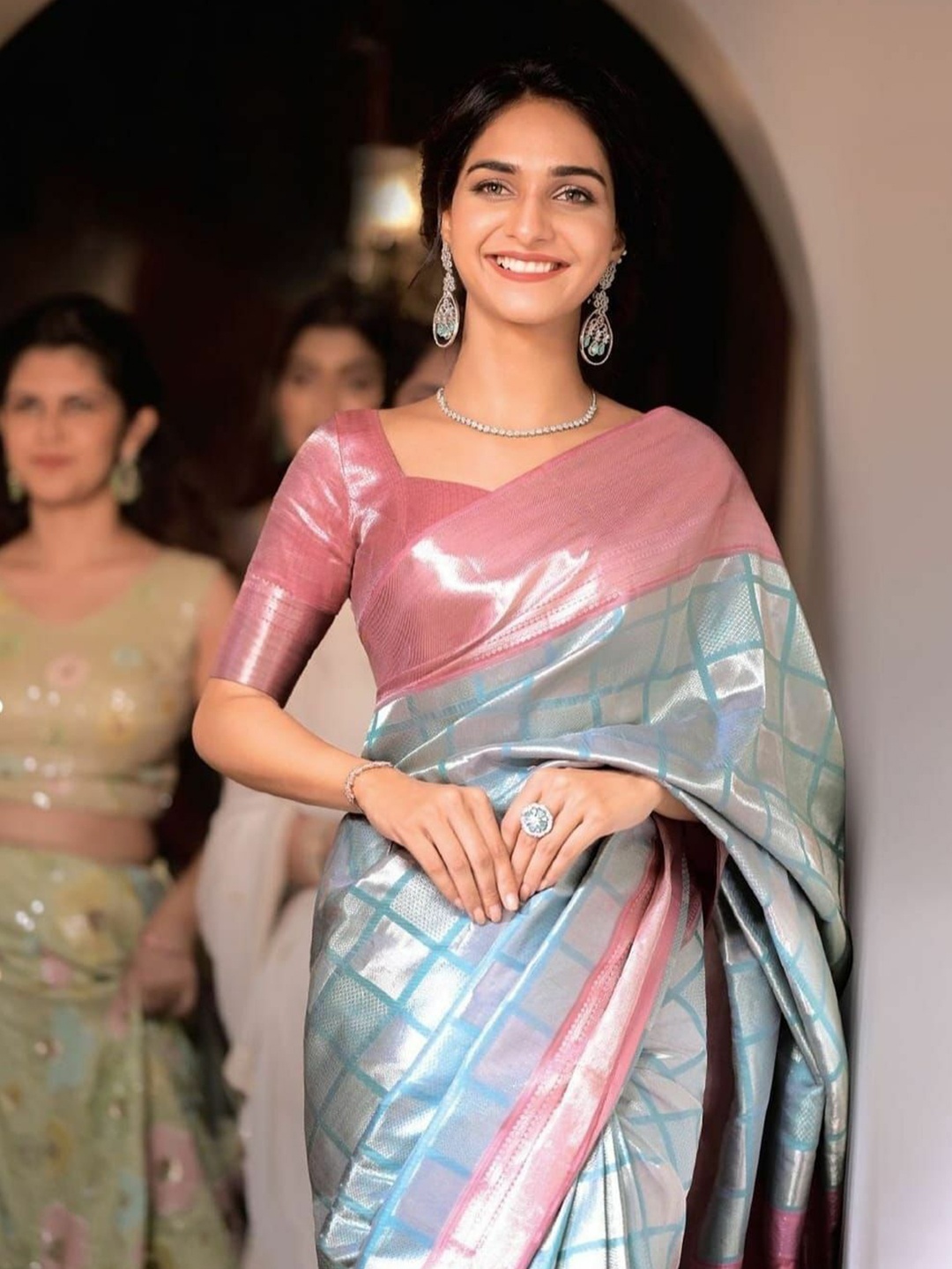 

bansari textiles Woven Design Zari Banarasi Saree, Grey