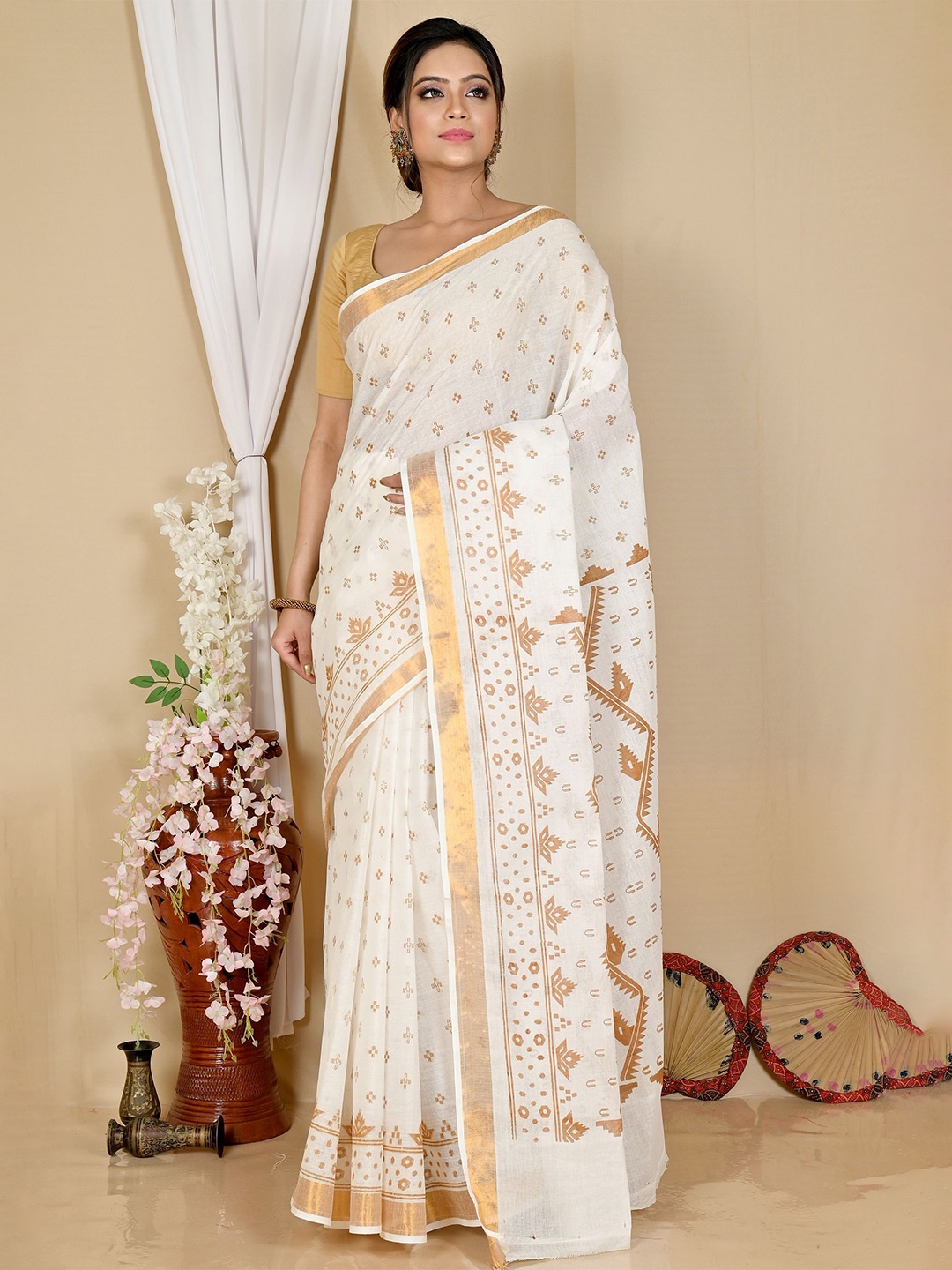 

PuJoy Woven Design Pure Cotton Taant Saree, White