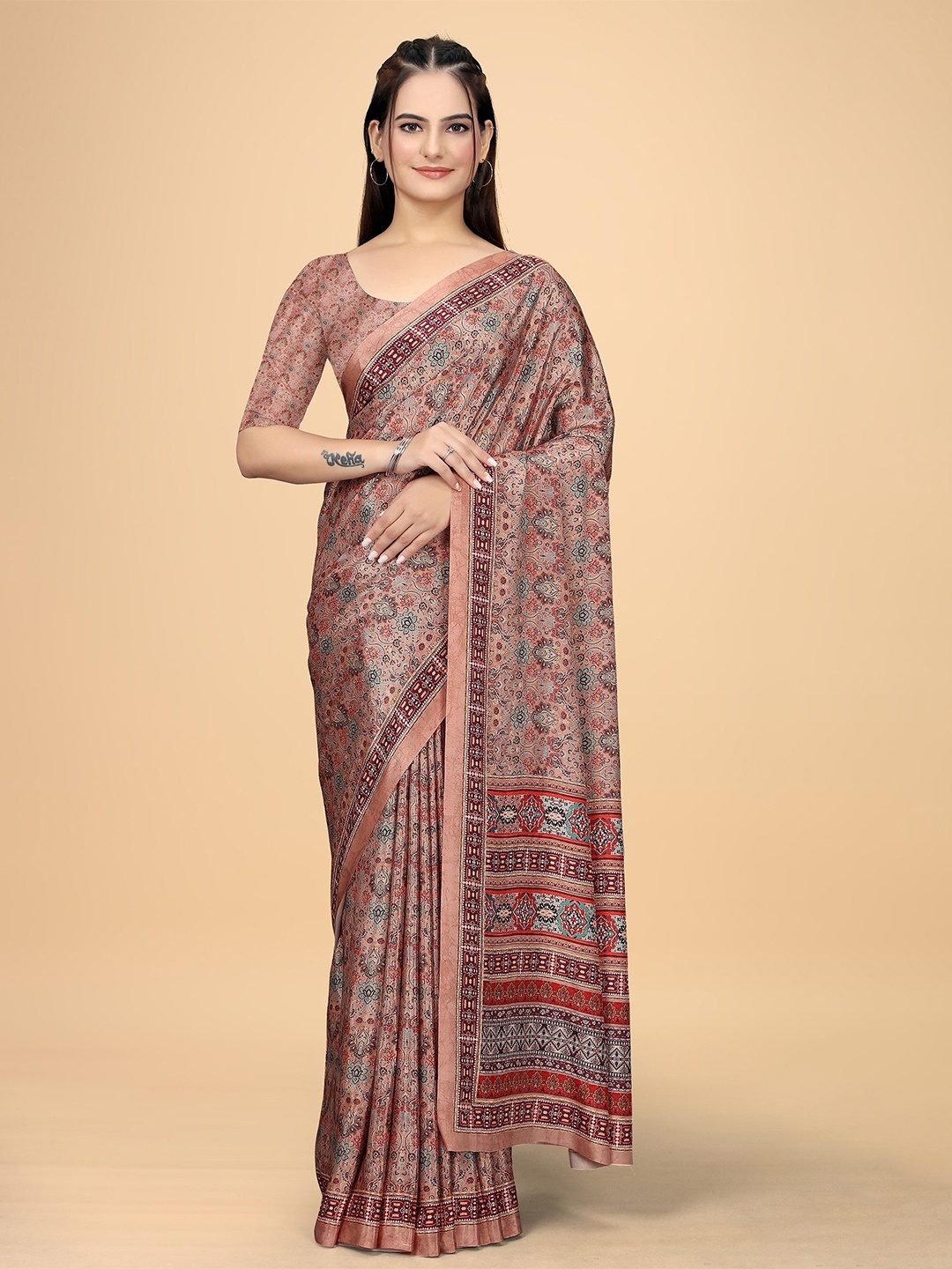 

K 5 Fashion Floral Pure Crepe Saree, Rust