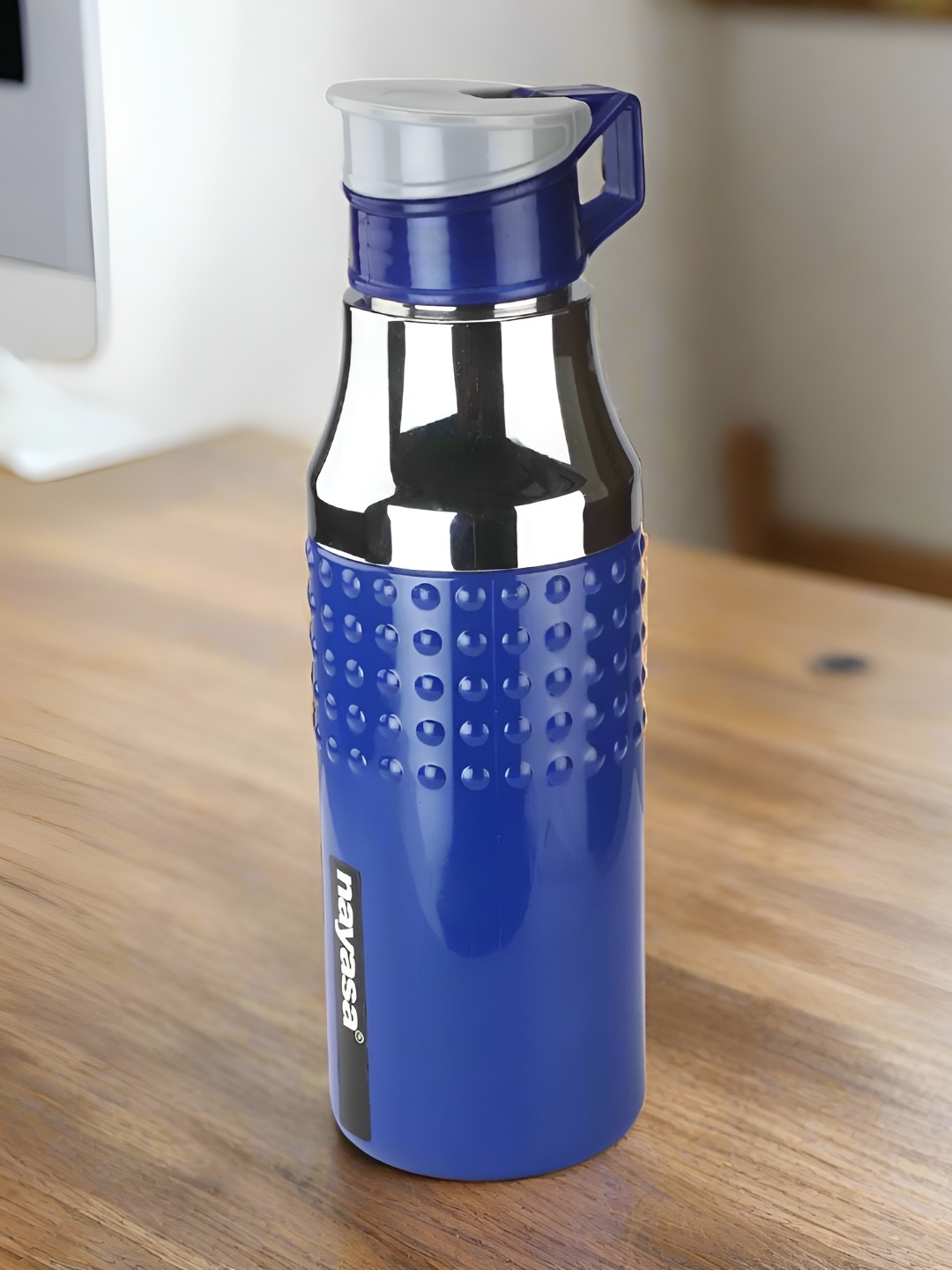 

Nayasa Blue Insulated Plastic BPA Free & Leakproof Water Bottle 650 ML